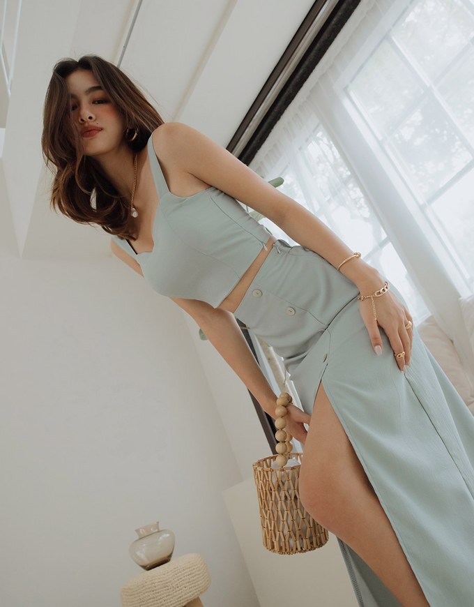 Sweetheart Neckline Padded Top + Maxi Skirt Set Wear (With Padding)