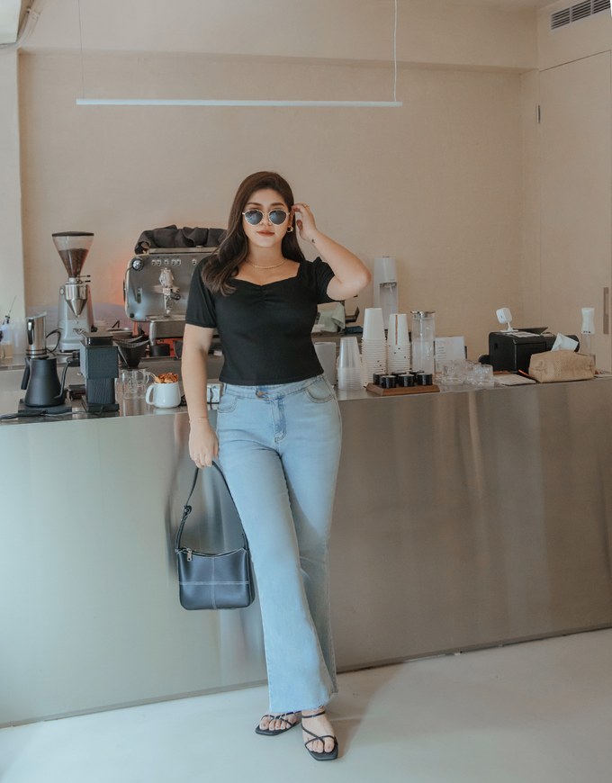 Finest Square Neck Front Scrunch Crop Top