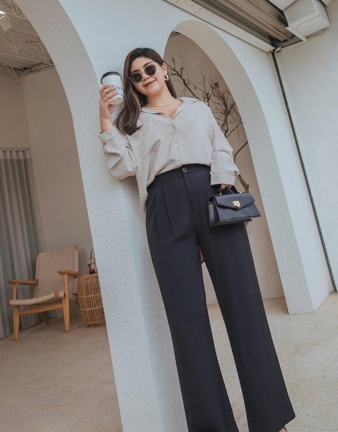 Sleek CEO Style Slimming Pleated Straight Suit Pants