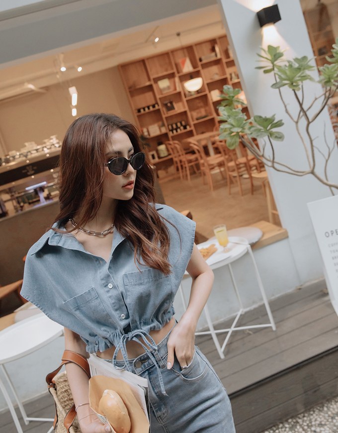 Casual Chic Drawstring Crop Denim Top