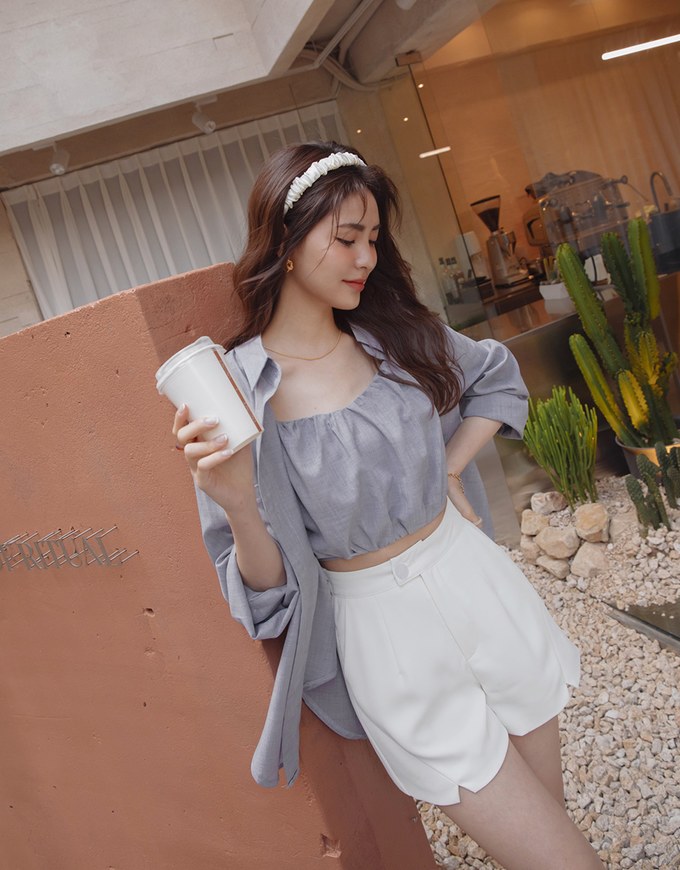 Sleek CEO Style Slimming Bias-Cut Slit Suit Short