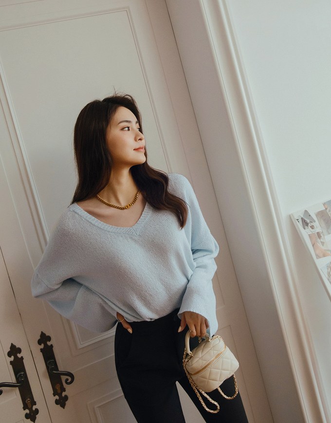 Laidback Wide Sleeves Knit Top