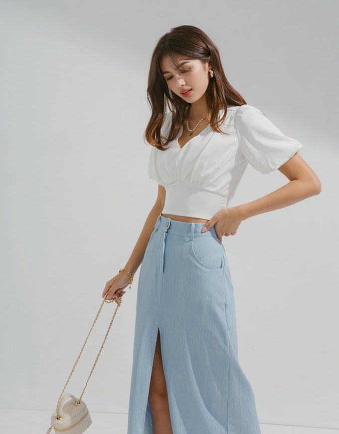 Urban Chic V-Neck Scrunch Puff Sleeve Top