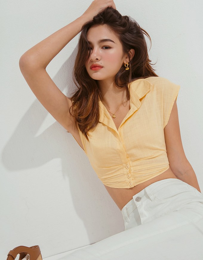 Micro-Permeable Pleated Lapel Crop Top