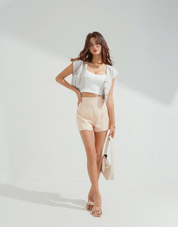 Minimalist Elastic Shorts