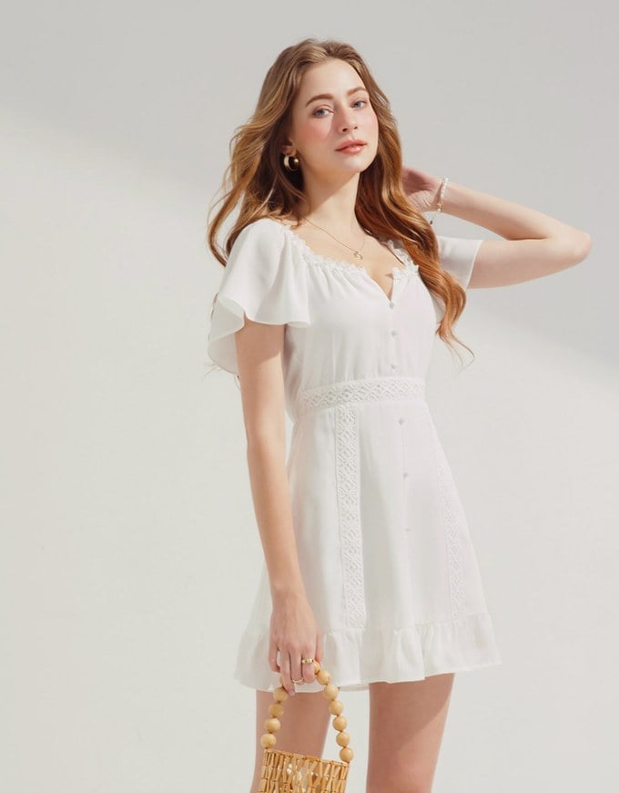 Rustic Bohême Ruffled Hem Lace Mini Dress
