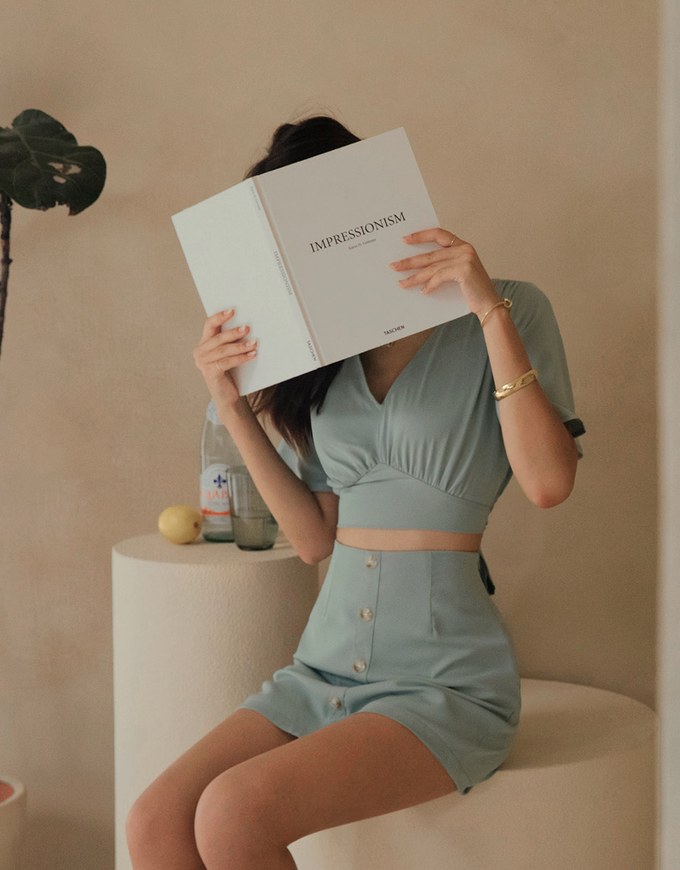 Dainty V-Neck Tie Back Top + Skorts Set Wear
