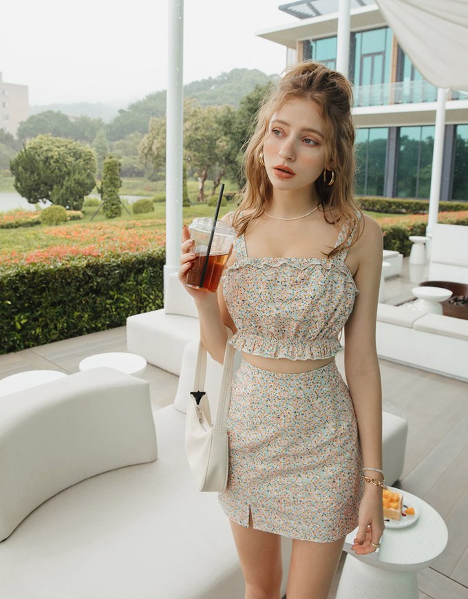 Summer Ditsy Floral Crop Top Skirt Suit