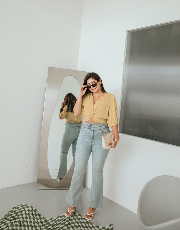 Classy Front Knot 3/4 Sleeve Crop Top