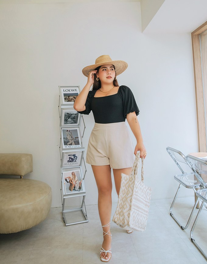 Square Neck Balloon Sleeve Knit Crop Top