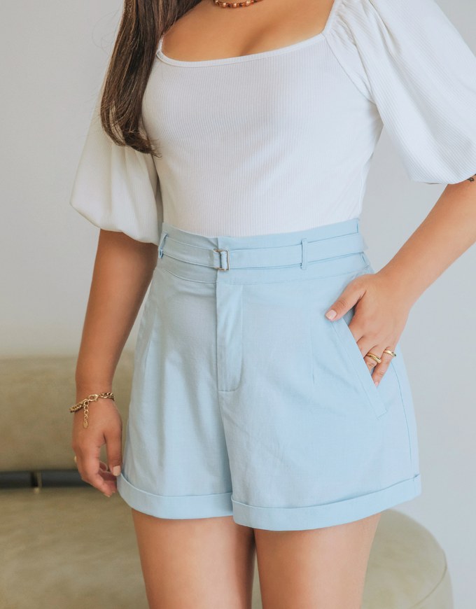 Basic Versatile High Waisted Turn-Up Shorts (With Belt)