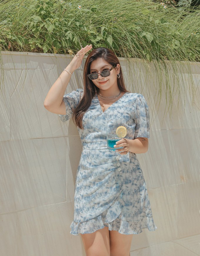 Dainty Tie-Dye Scrunch Ruffled Hem Mini Dress