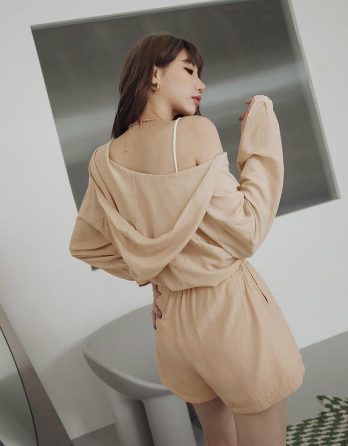 Elevated Casual Sun Protection Cooling Cinched Waist Hoodie