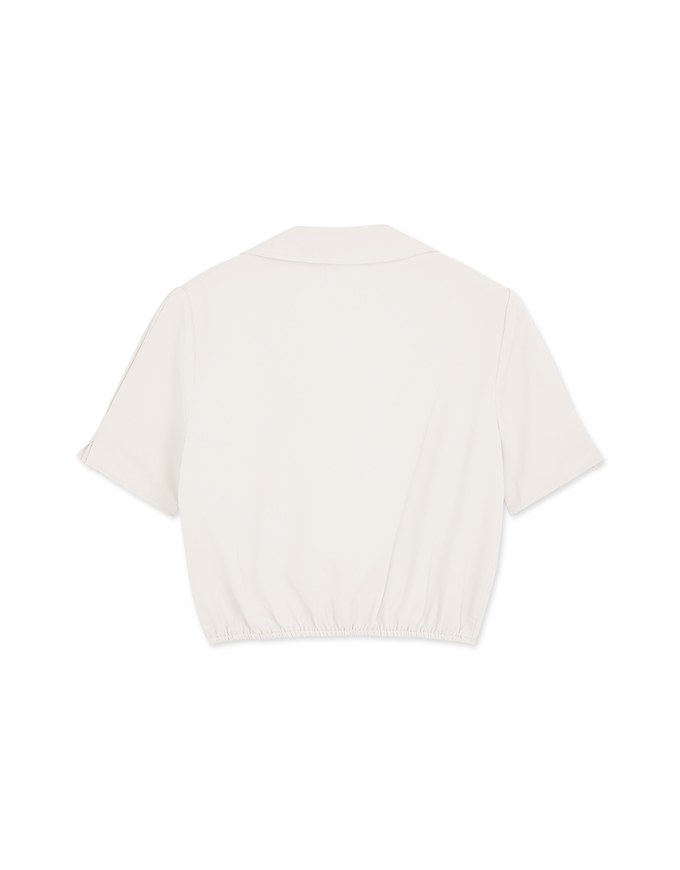Sleeve Pleated Details Under The Shrunken Waist Shirt
