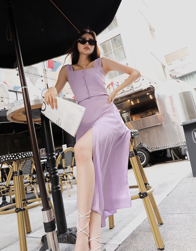 Crinkled Textured Slit Maxi Skirt