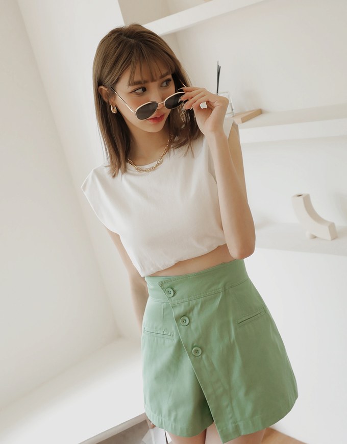 Bias-Cut Buttoned A-Line Skorts