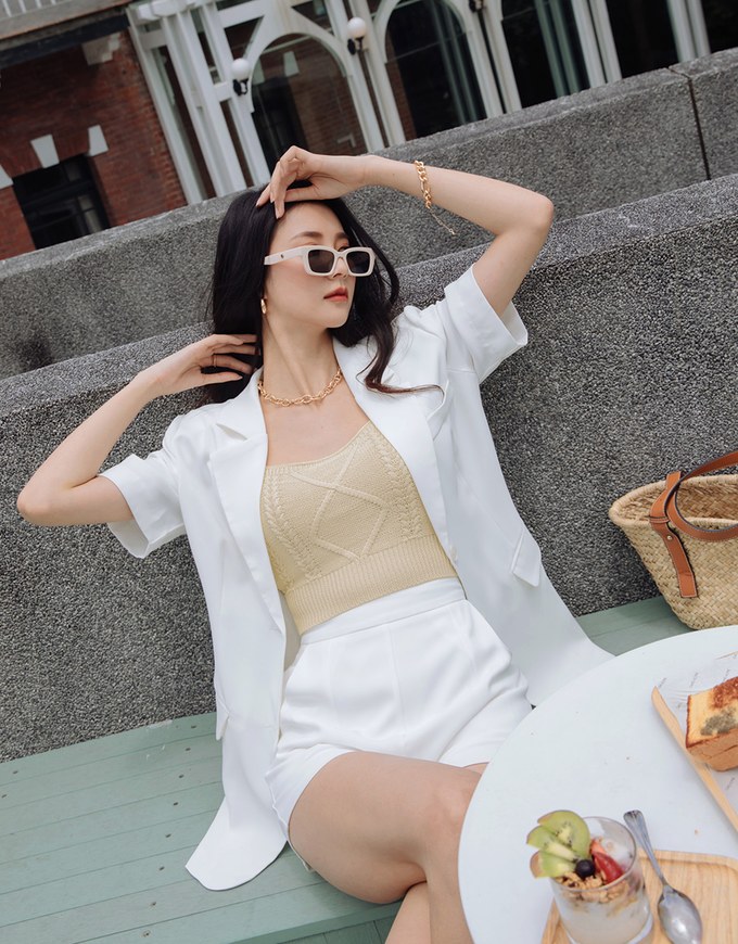 Edgy Smart Cooling Suit Blazer (With Shoulder Pads)