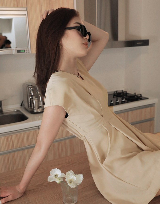 Simple Plain Pleated Sleeveless Playsuit