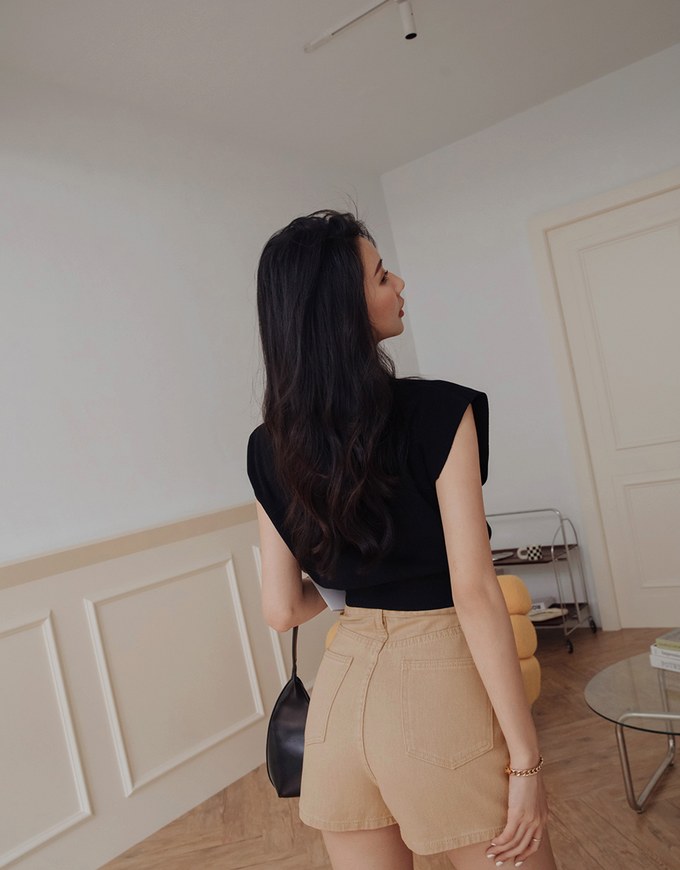 Wide Shoulder Lapel Cinched Waist Knit Top