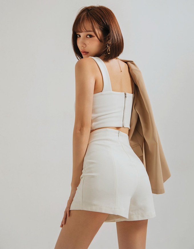 AIRY HOURGLASS K-pop Slimming Skorts