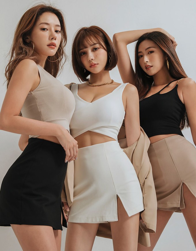 AIRY HOURGLASS K-pop Slimming Skorts