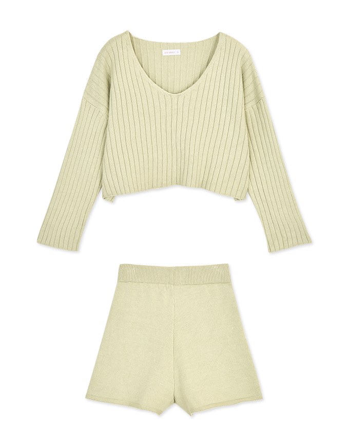 Soft Sloping Knit Set