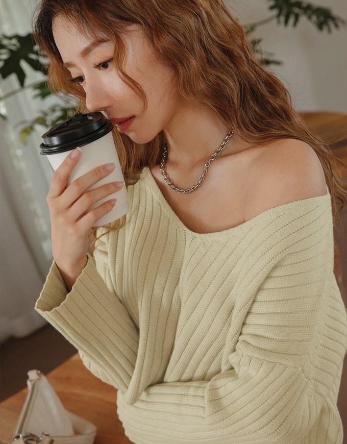 Soft Sloping Knit Set