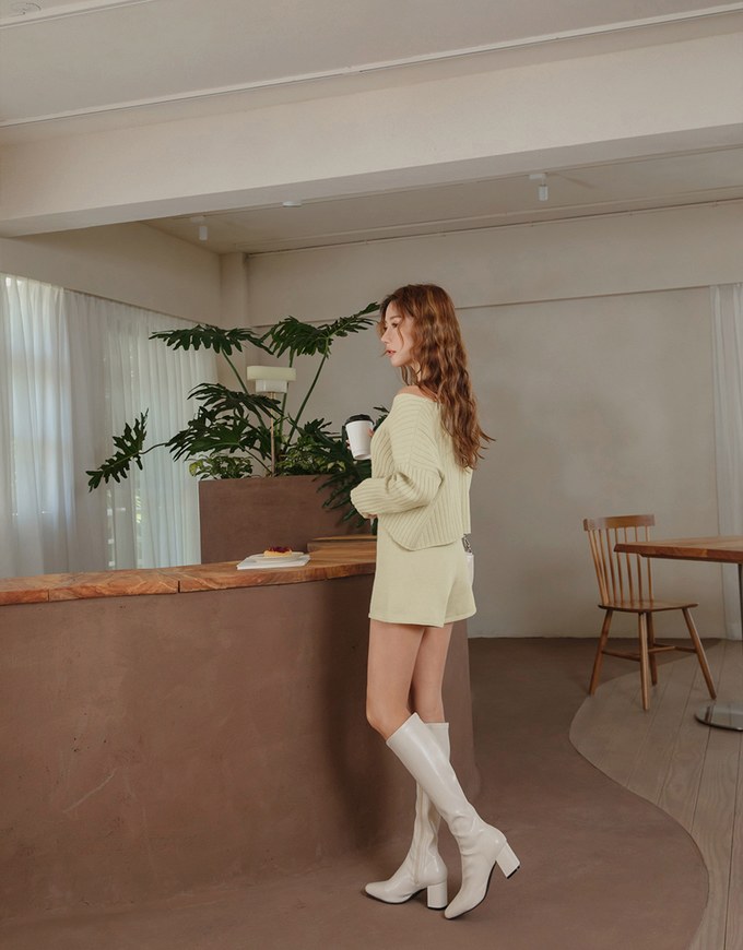 Soft Sloping Knit Set