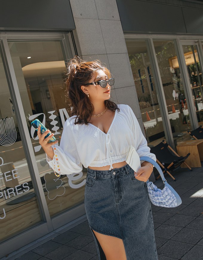 V Neck Creased Puff Sleeve Tie Ribbon Crop Top