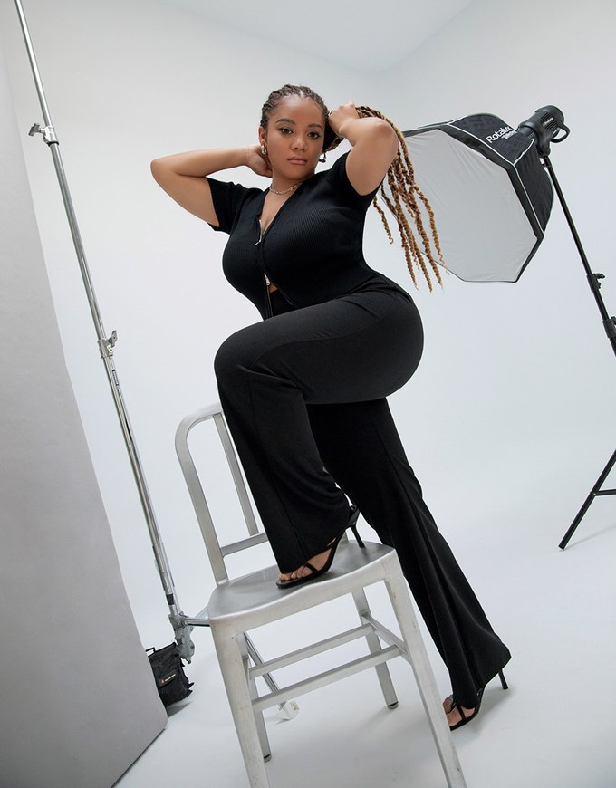 Stark Minimalism High Waisted Flare Pants