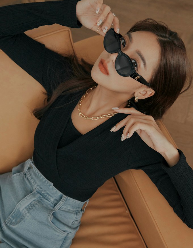 Fake Two Piece Overlap Crop Top