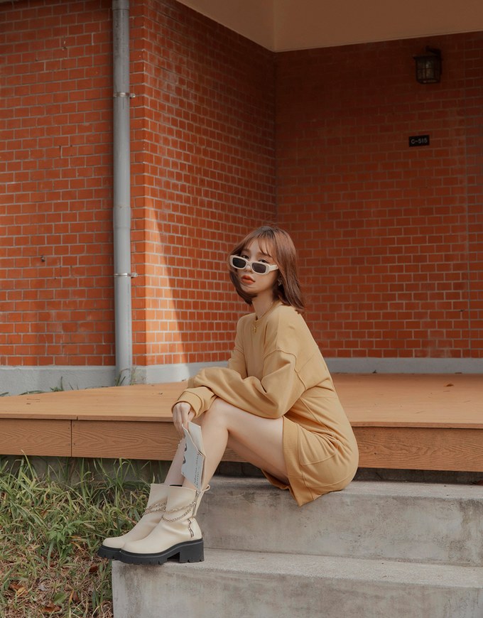 Plain Round Neck Loose Mini Dress