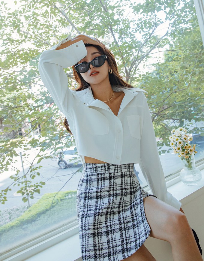 British Cropped Button-Down Blazer Jacket