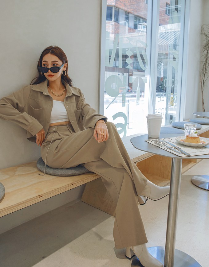 British Cropped Button-Down Blazer Jacket