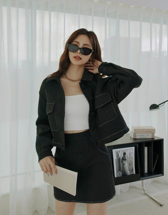 Classic Tweed Buttoned Blazer Jacket