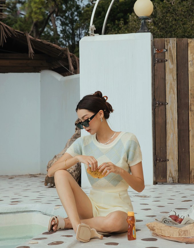 Minimalist Gingham Knit Top