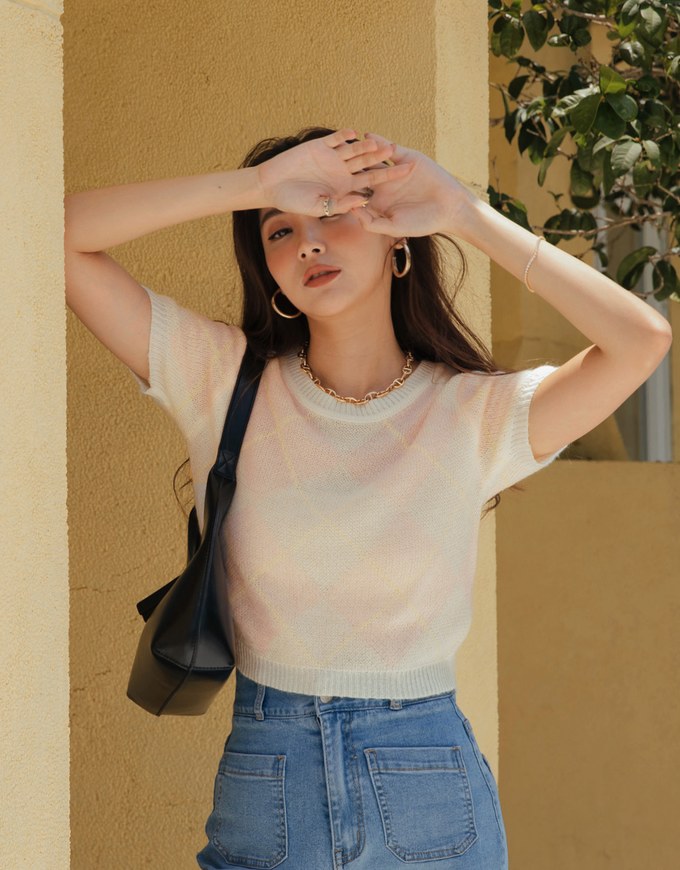 Minimalist Gingham Knit Top