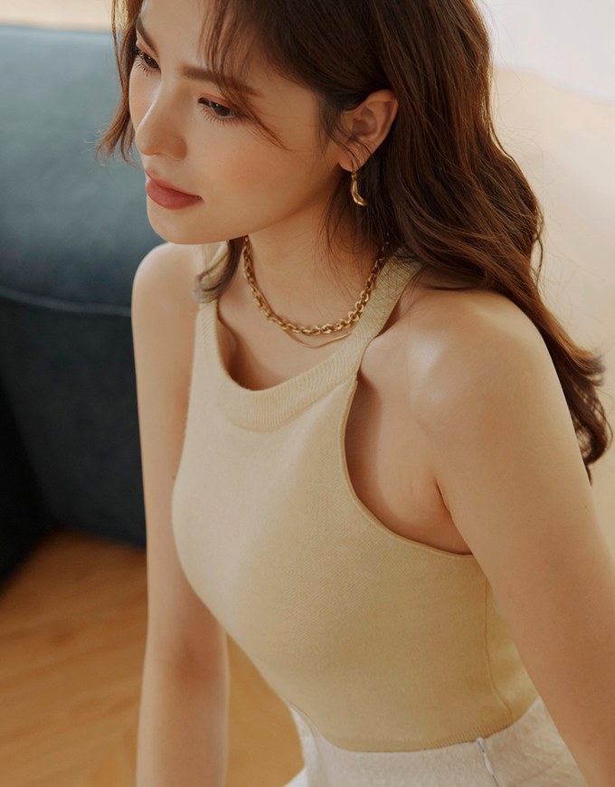 Halter Crop Top (With Bra Pad)