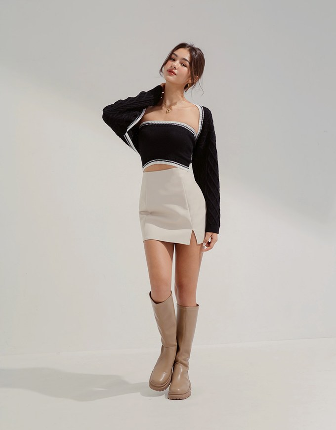 [I'M Meme] Contrast Color Two-Piece Knit Top
