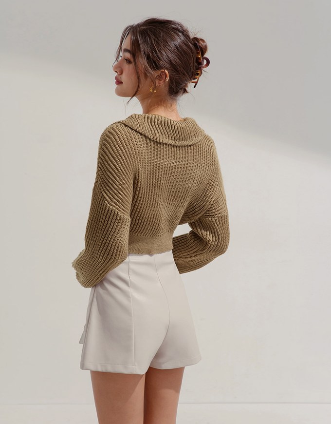 Textured Chunky Crochet Lapel Crop Top