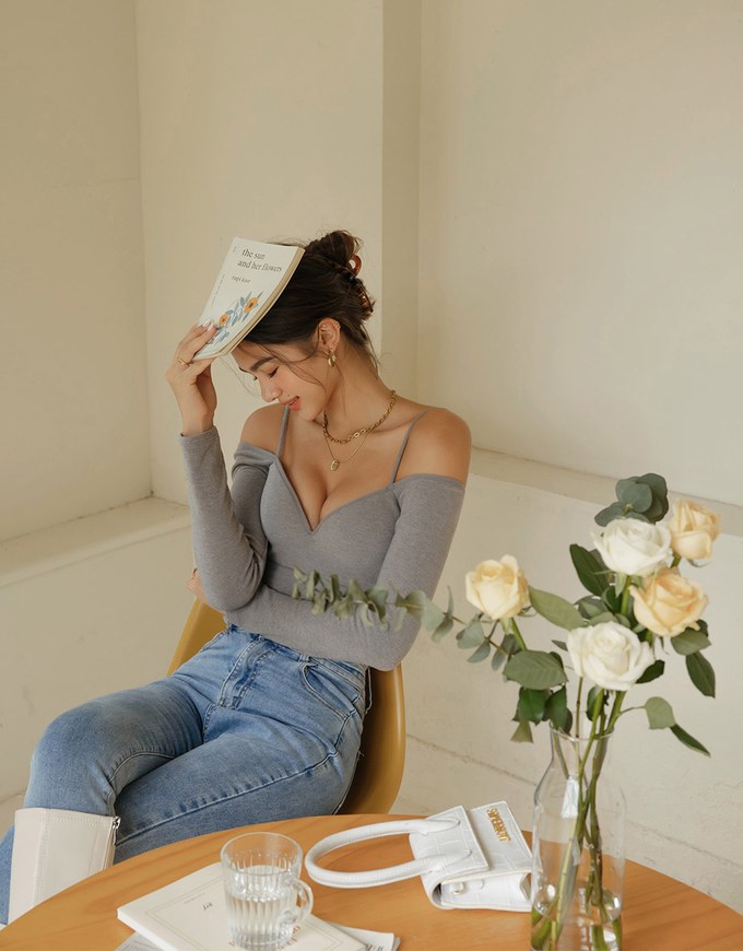 【Warm↑ Up】Light Velvet V-Neck Short Version Of Fever Bra Top