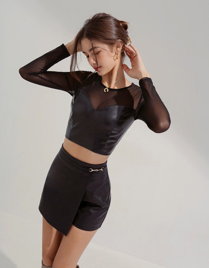 Silver Ring Asymmetrical Faux Leather Skorts