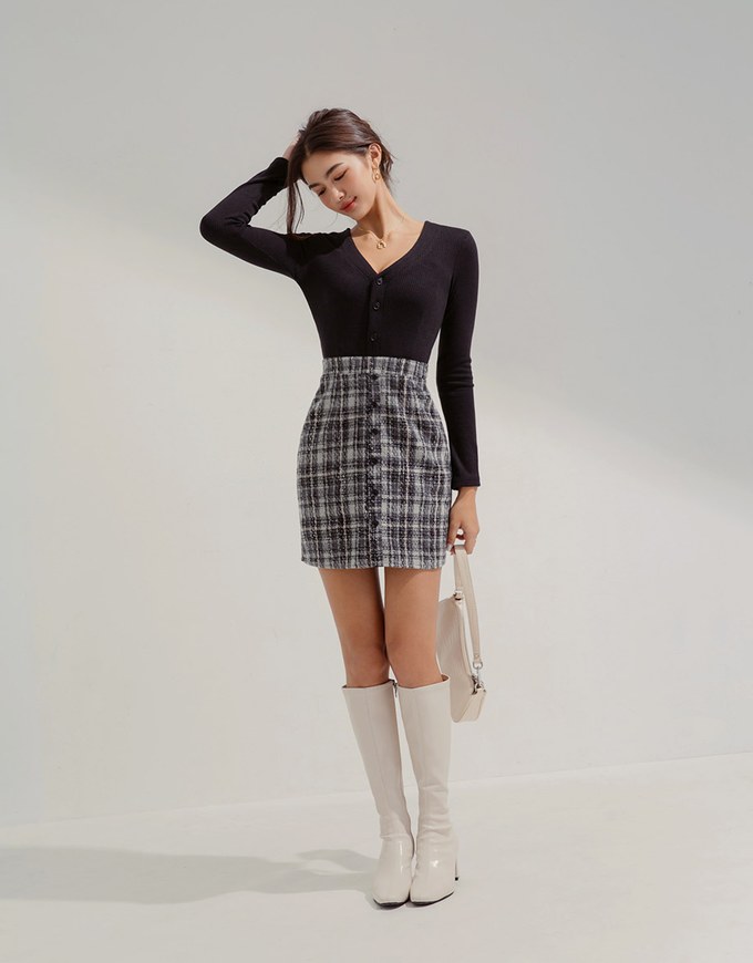Chic Weave Pattern Patchwork Button Knit Mini Dress