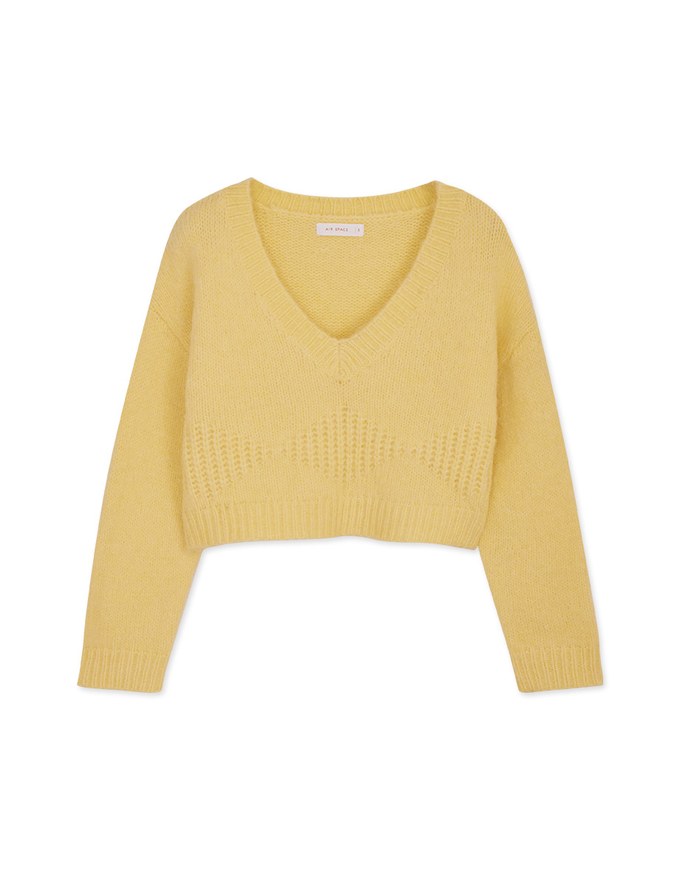 V-Neck Diamond Checked Plush Knit Crop Top