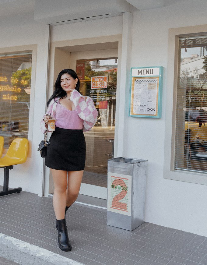 360°Skinny Pleated Line Suede Skort