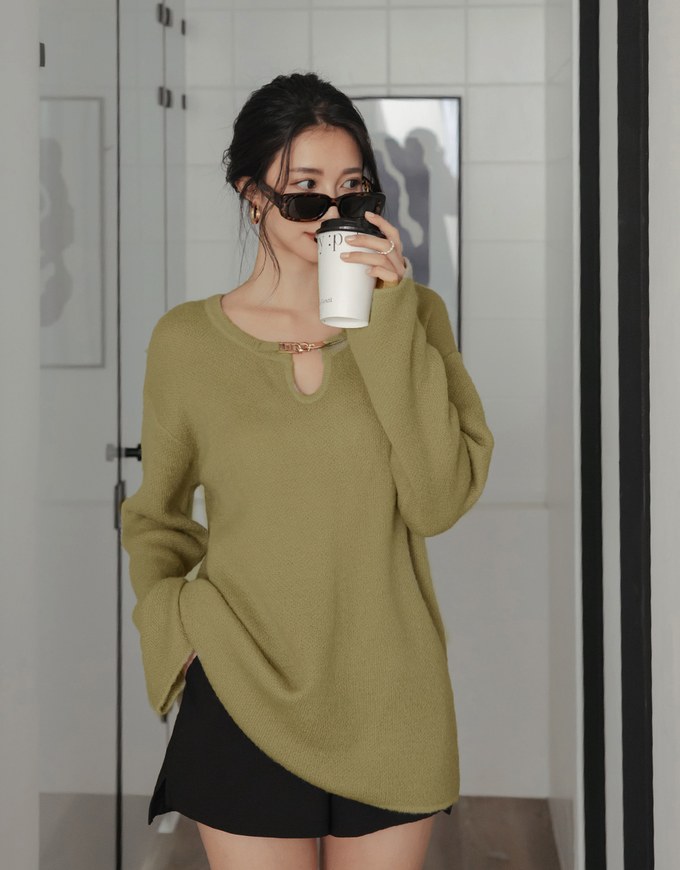 Gold Chased Cashmere Knit Loose Top
