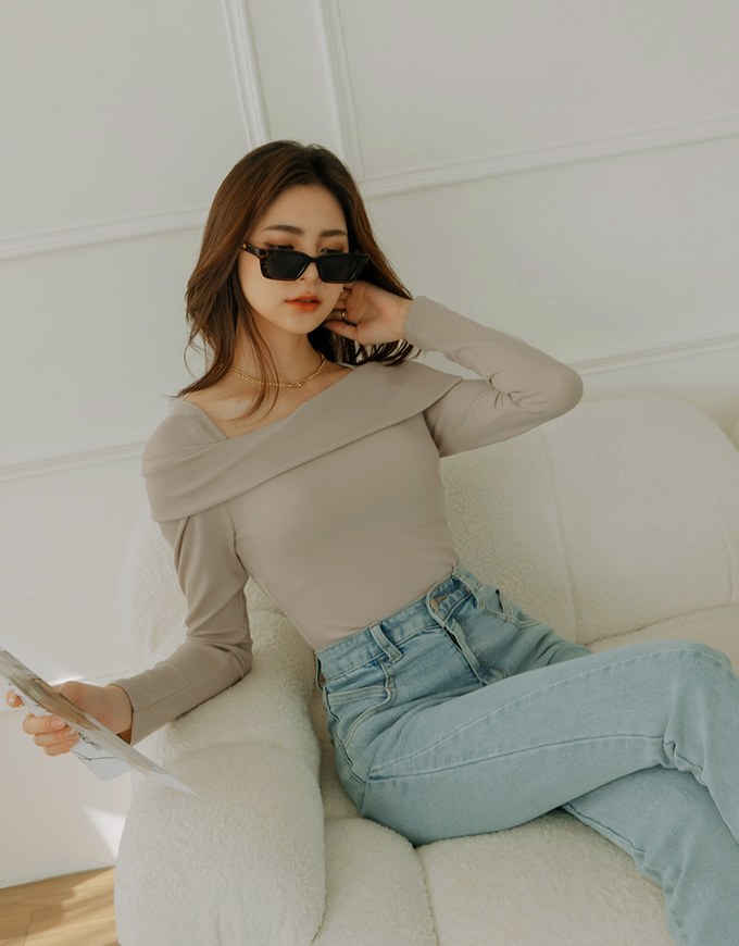Square Neck Turn Up Striped Top