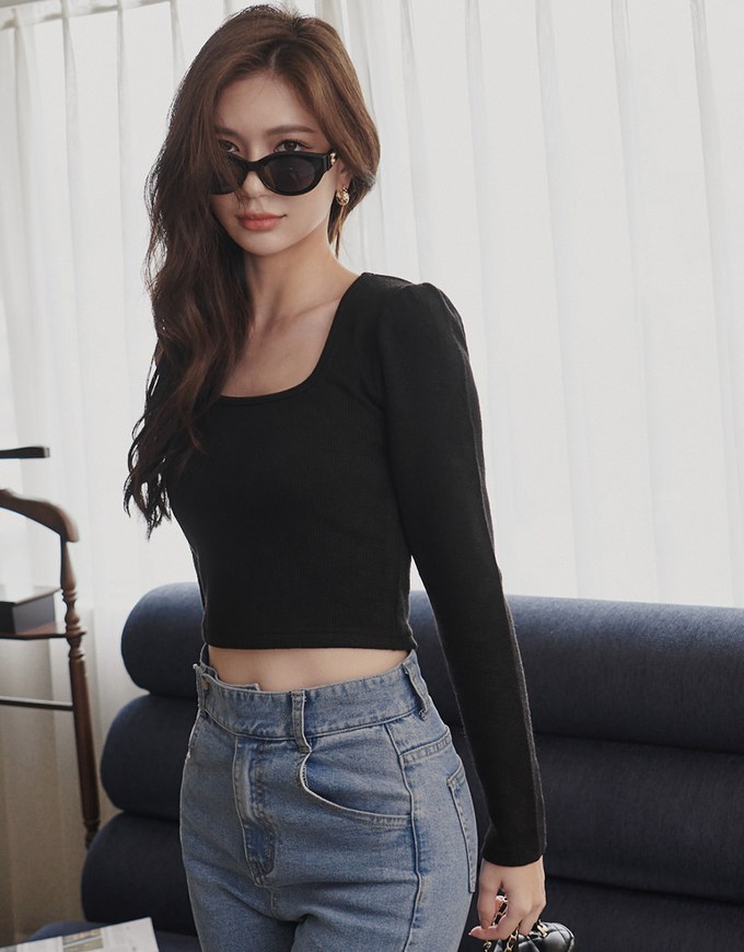 【Porima' Picks】U Neck Straight Grain Crop Fit Top