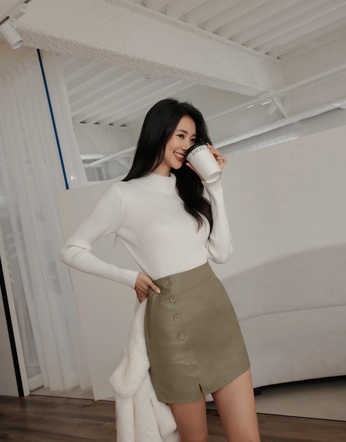 Side Slit High Waisted Faux Leather Skirt
