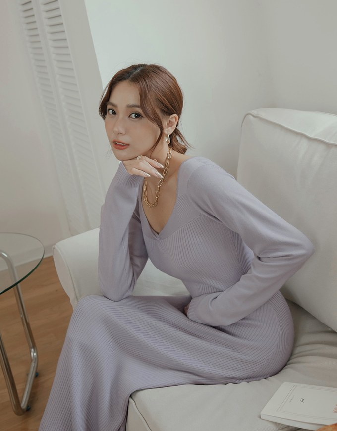 V Neck Slit Knit Maxi Dress